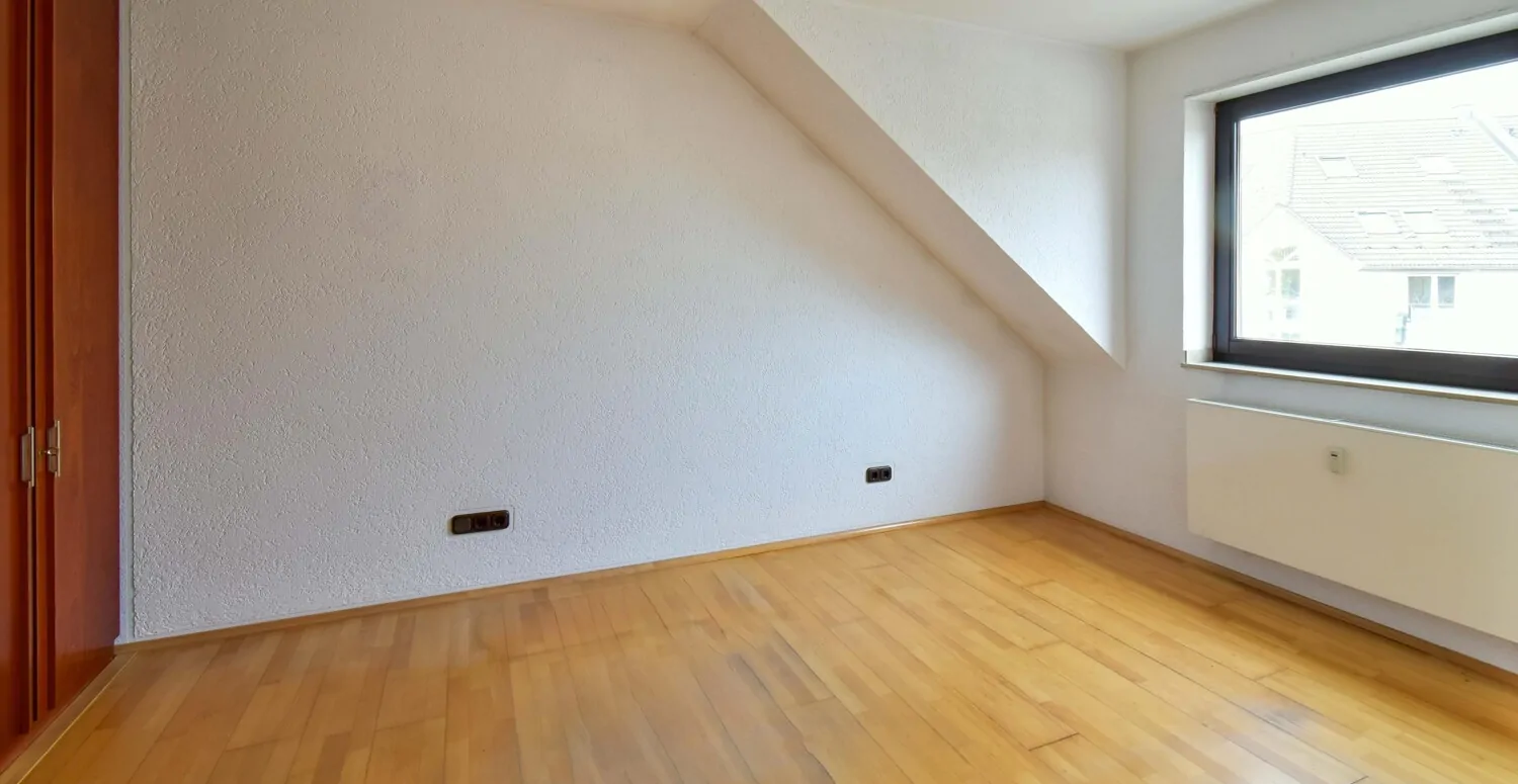 Kinderzimmer/Arbeitszimmer