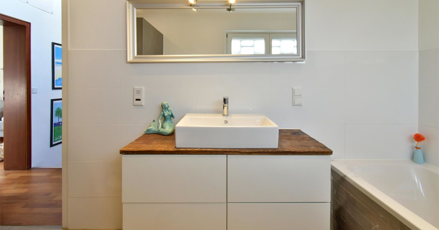 Waschtisch Badezimmer