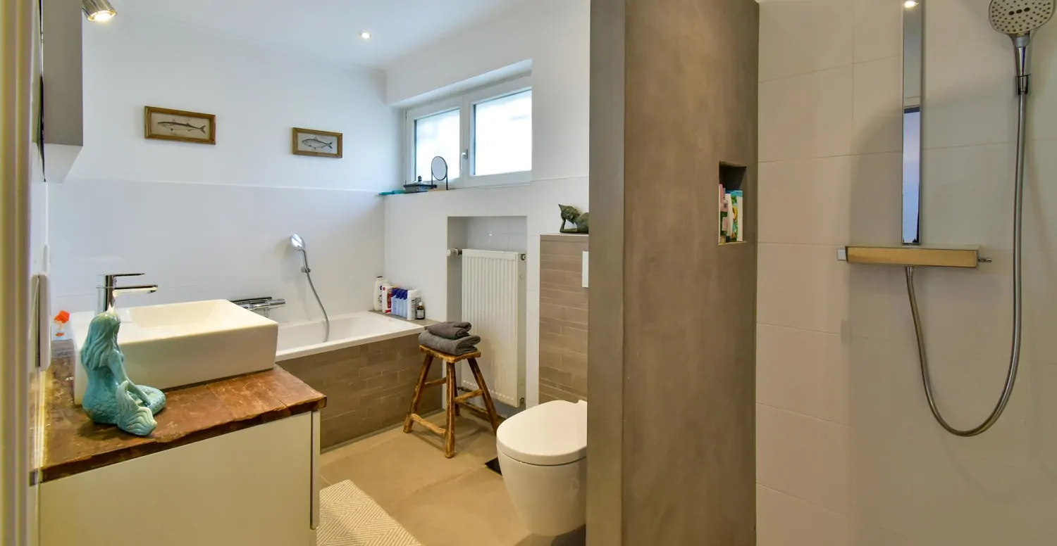 Bad Zwischengeschoß