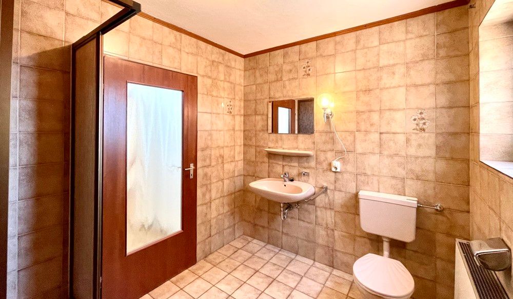 Badezimmer EG