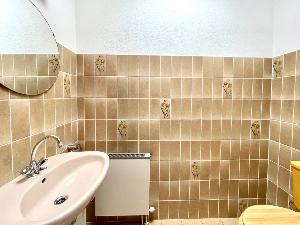 Gäste WC OG