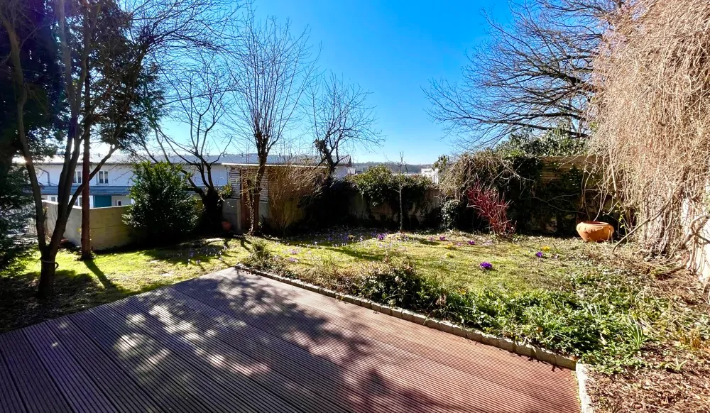 West-Terrasse zu dem Garten