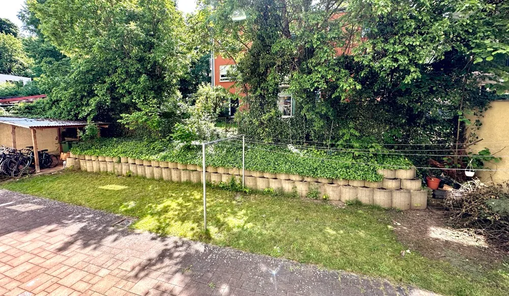 kleiner Gartenbereich