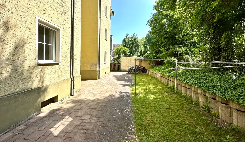 kleiner Gartenbereich