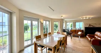 von_poll_real_estate_property_23119019_image_9