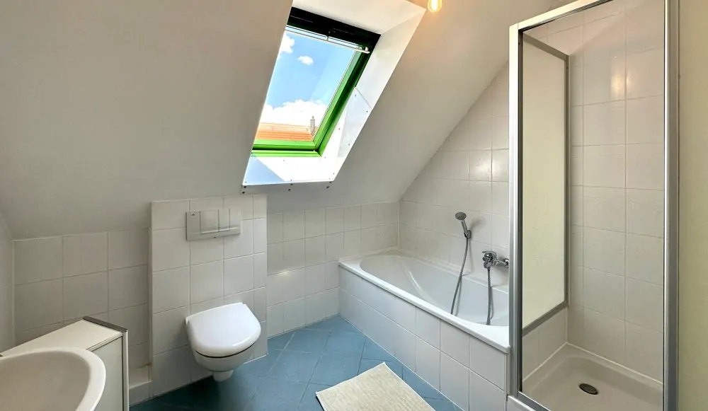 Badezimmer 1. OG