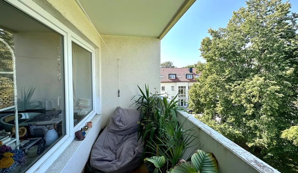 großer Balkon