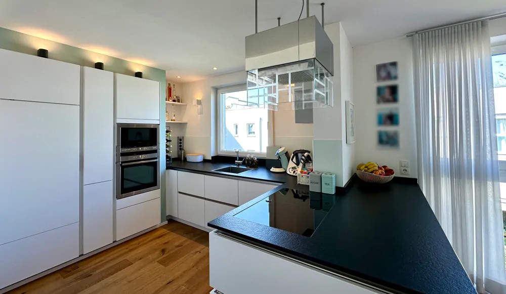 hochwertige Einbauküche