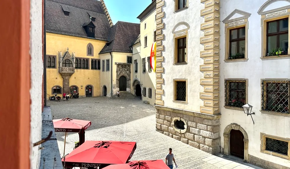 schöne Aussicht auf dem Rathausplatz