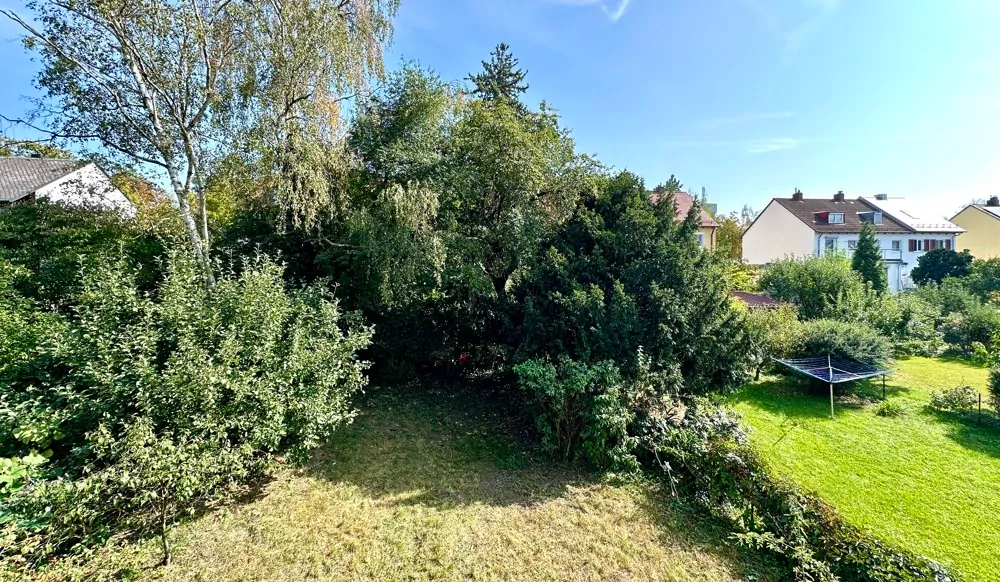 Ausblick in den großen Garten