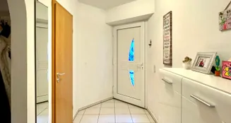 von_poll_real_estate_property_24119001_image_2