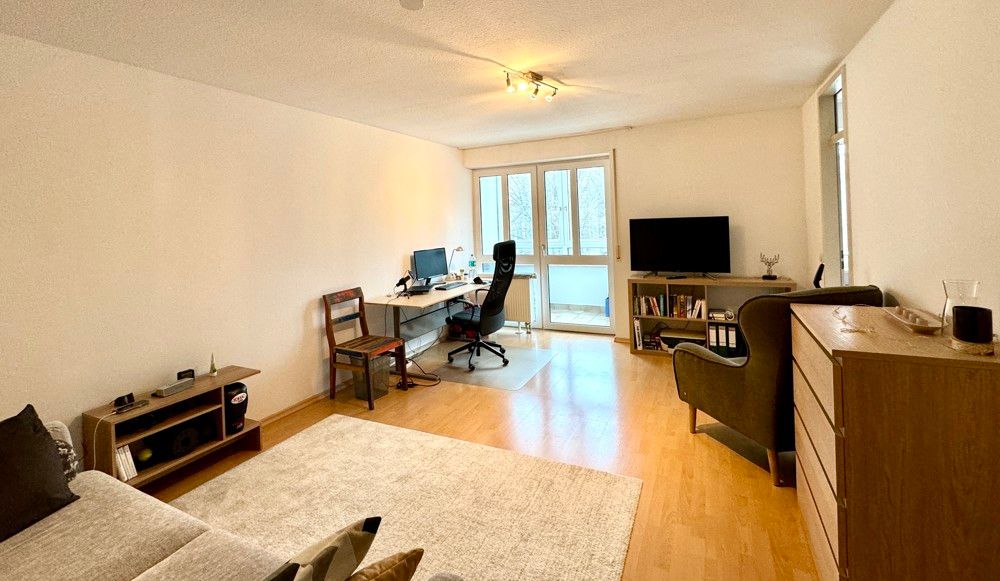 großes Wohnzimmer