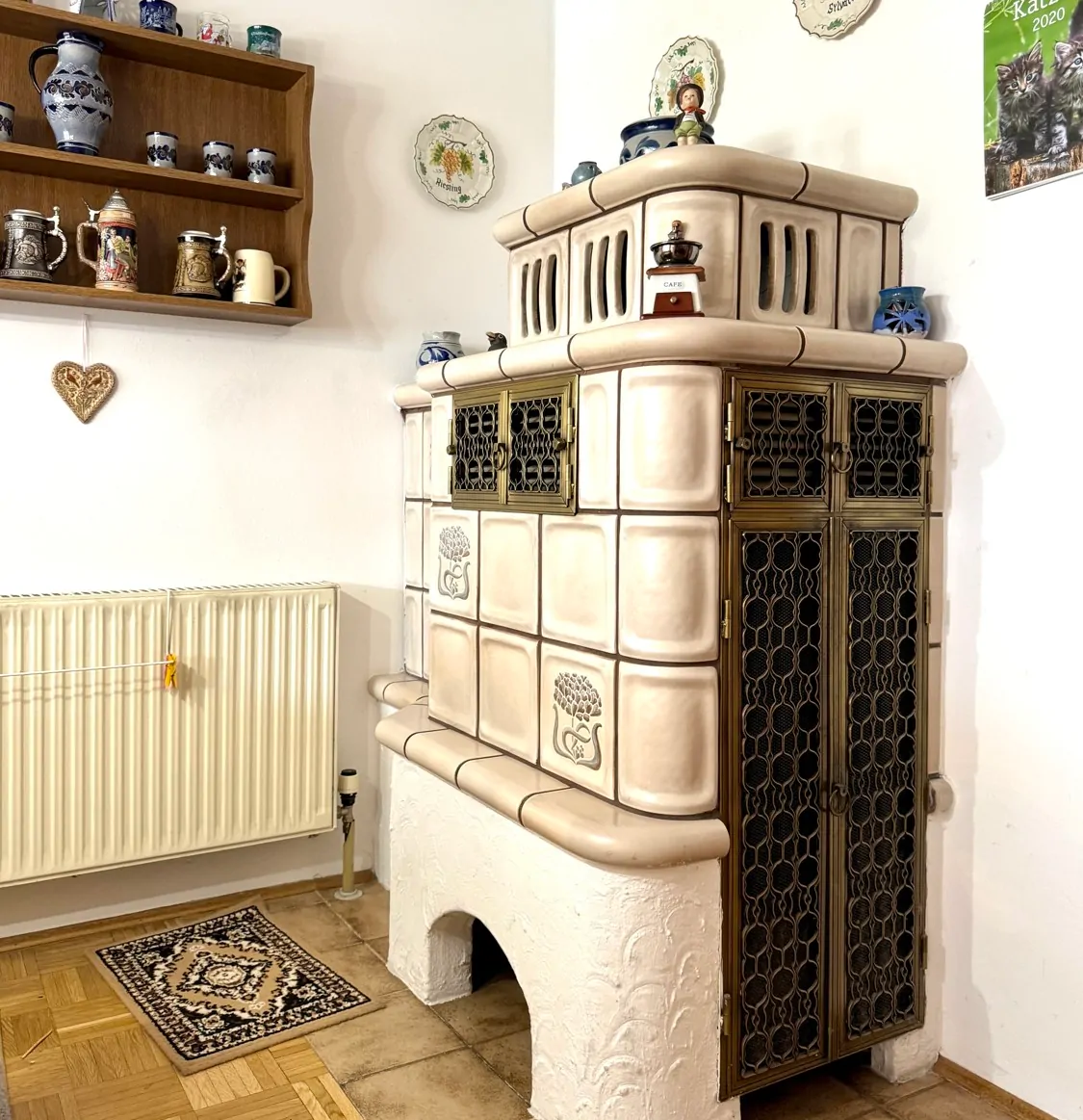 gemütlicher Kachelofen