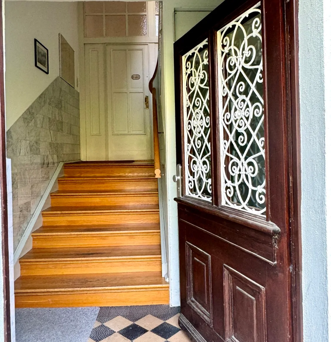 repräsentative Haustüre