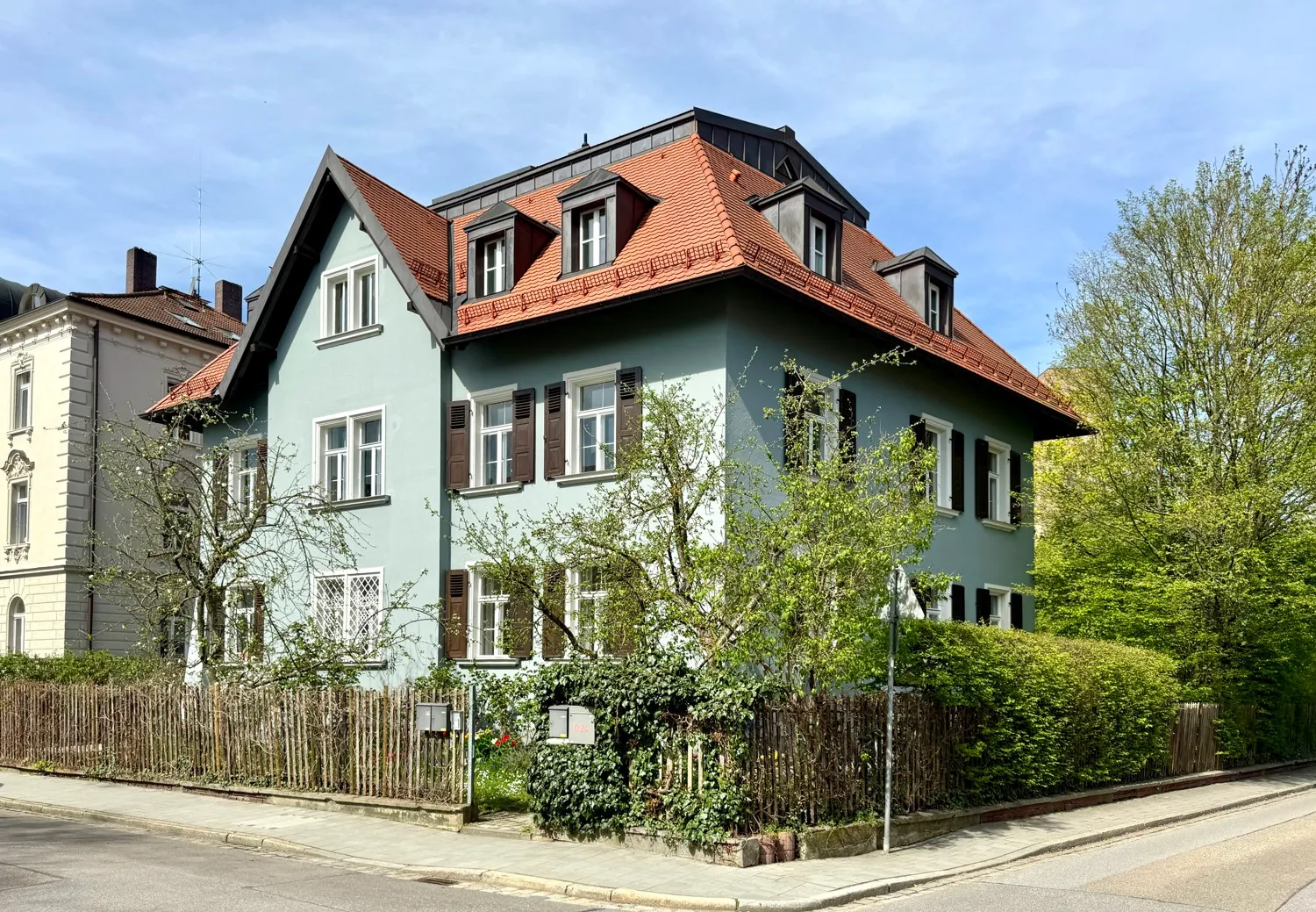 repräsentatives Stadthaus im Inneren Westen