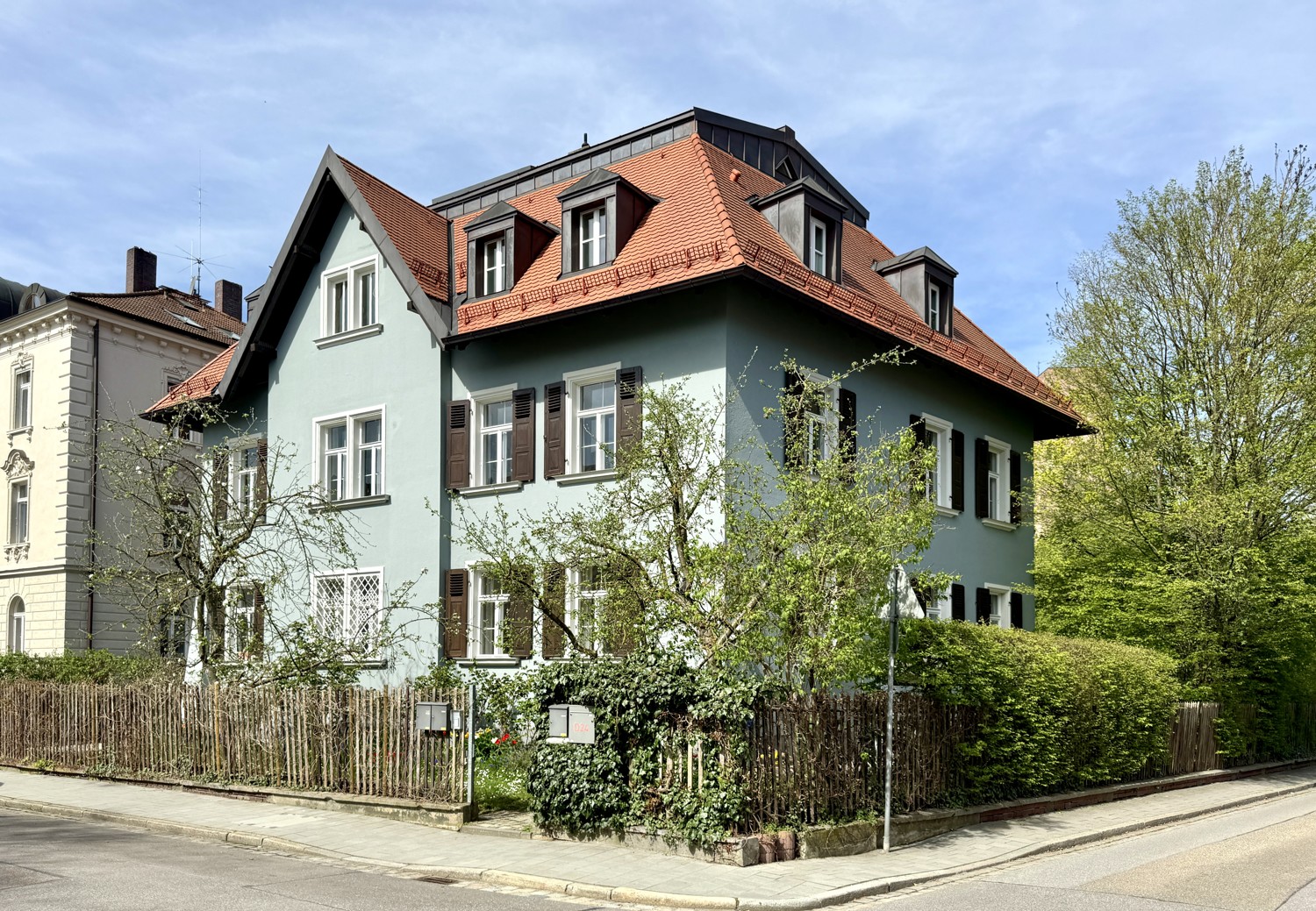 repräsentatives Stadthaus im Inneren Westen