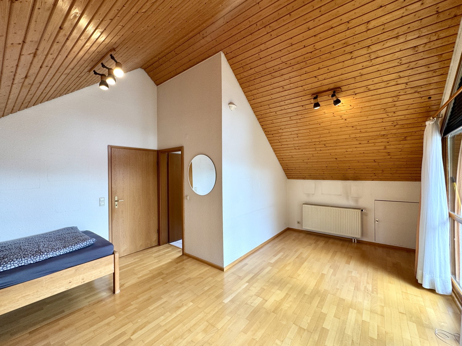 Wohn- Schlafzimmer 1. OG