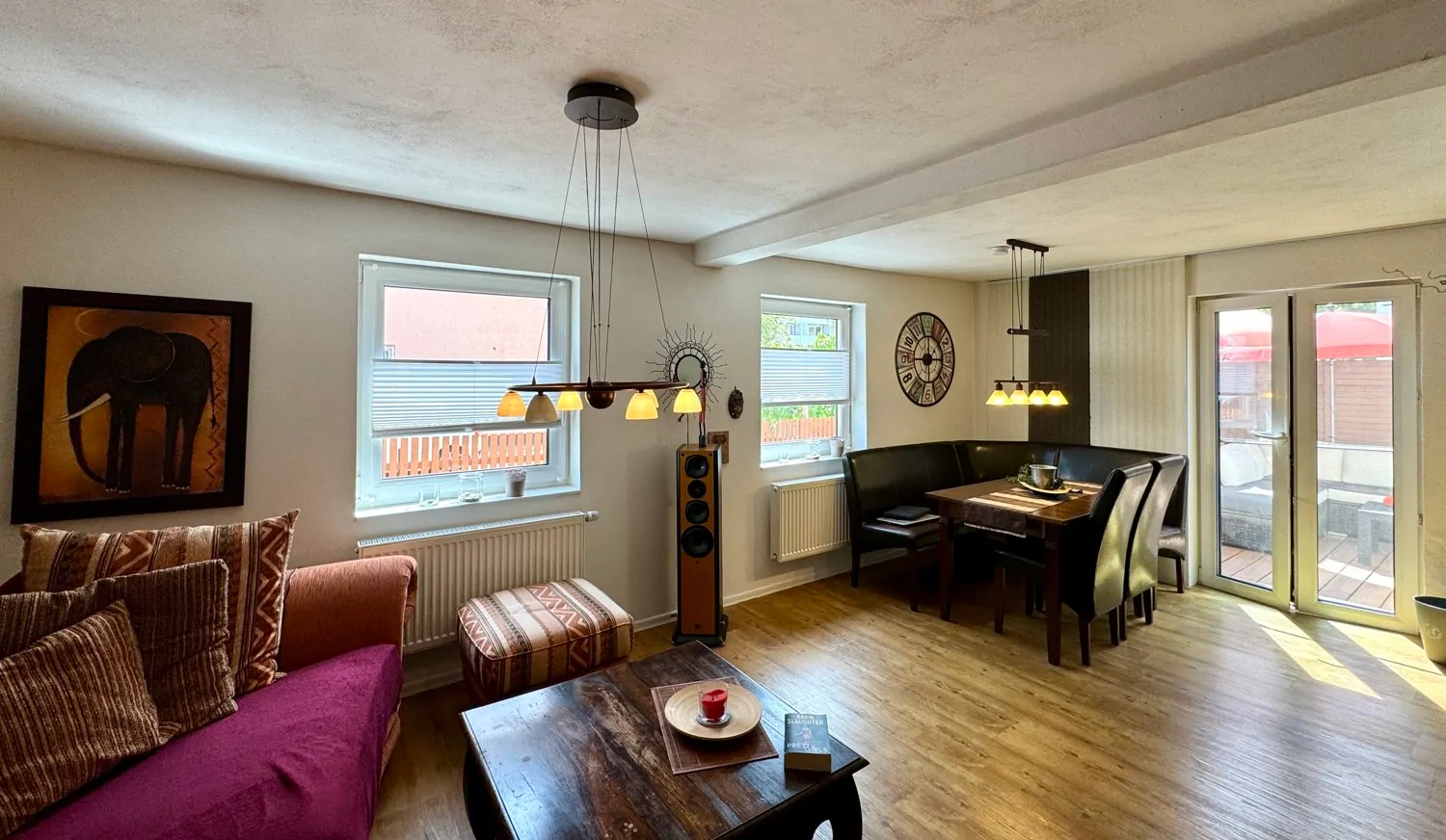 offener Wohn- und Essbereich