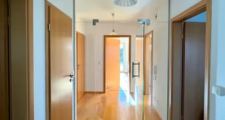 von_poll_real_estate_property_24119010a_image_2