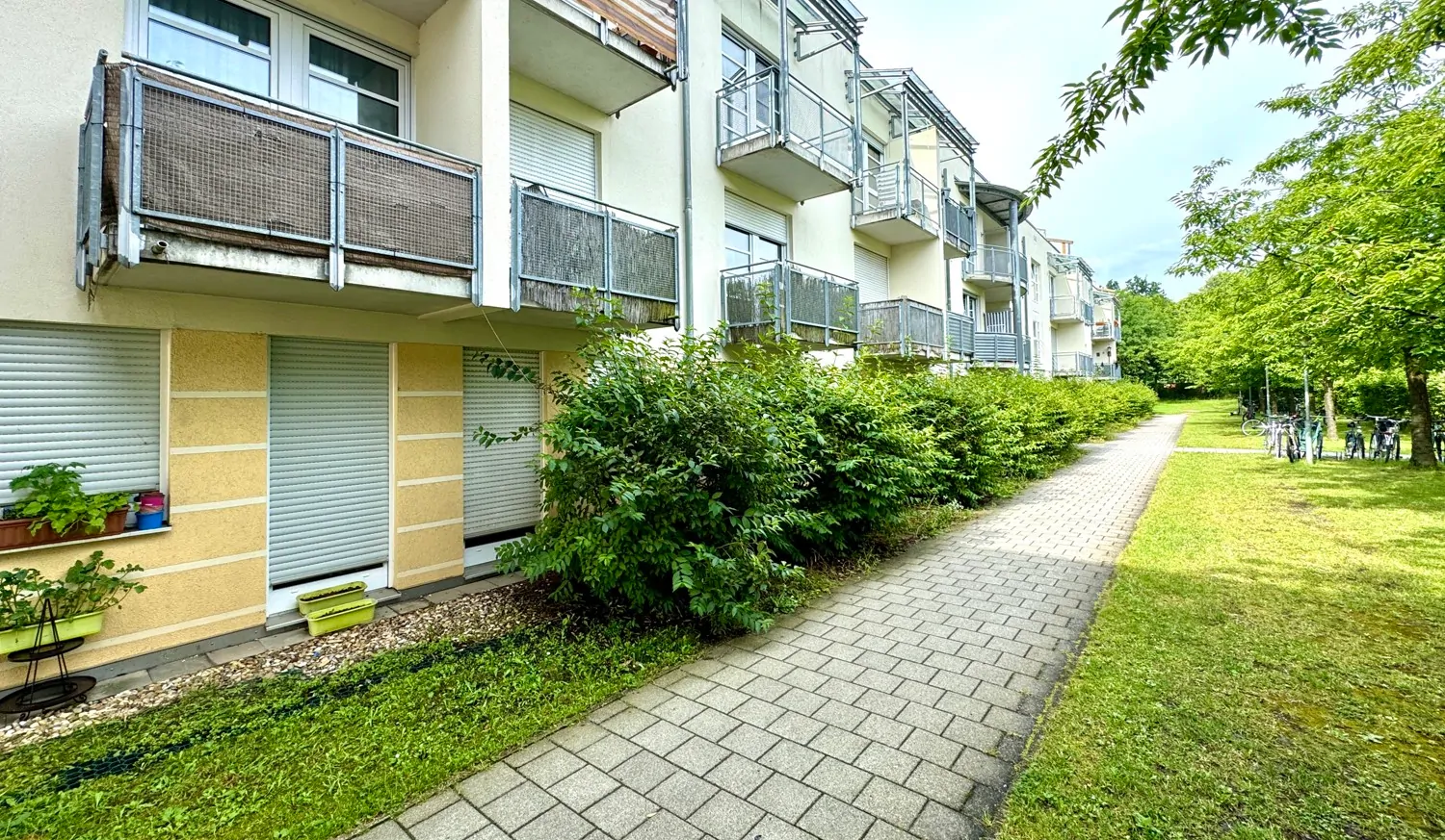 IMG_2342 gepflegte Wohnanlage