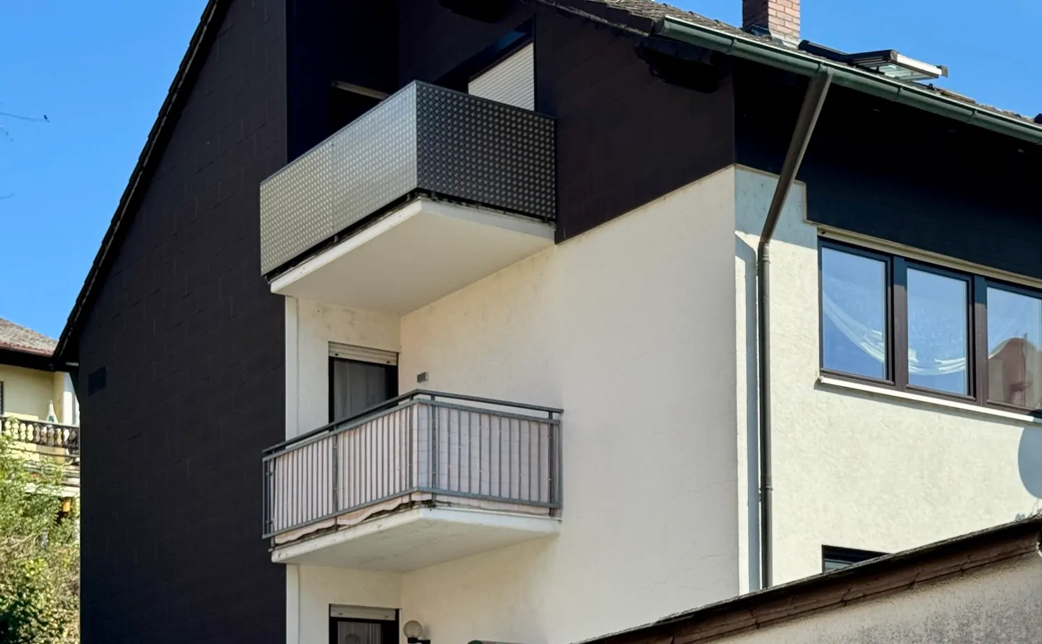 kleiner zweiter Balkon