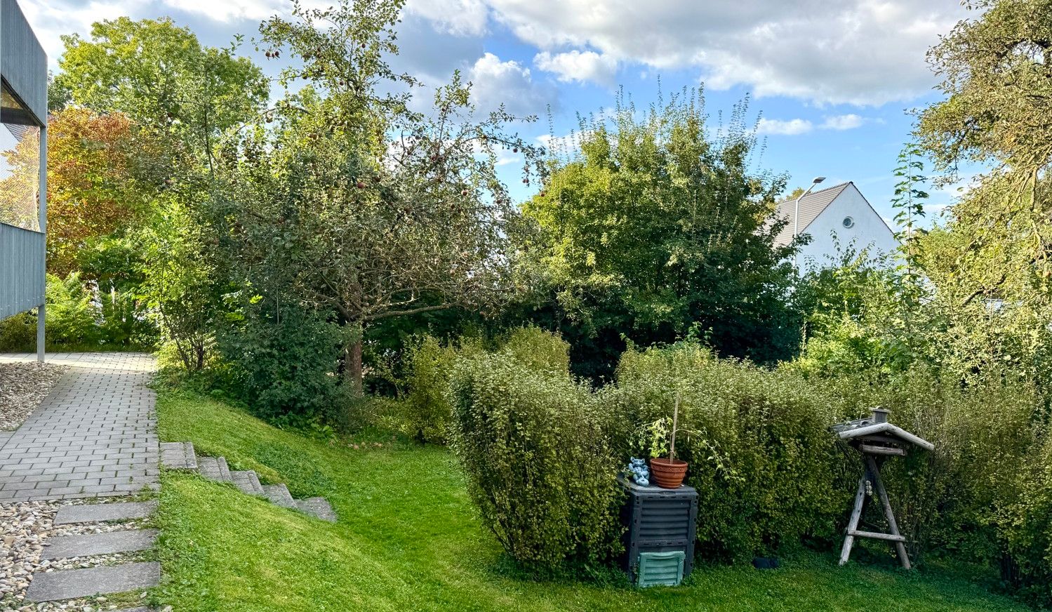 ruhige Wohnlage mit dem Gartenareal