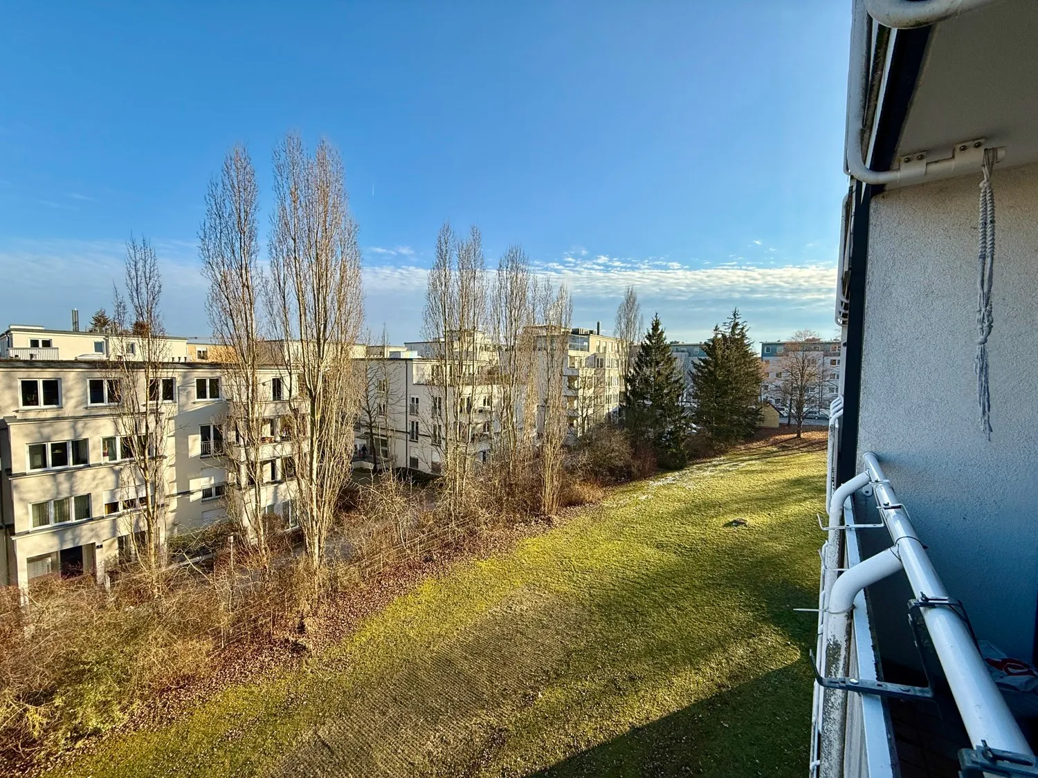 schöne Aussicht von dem Balkon