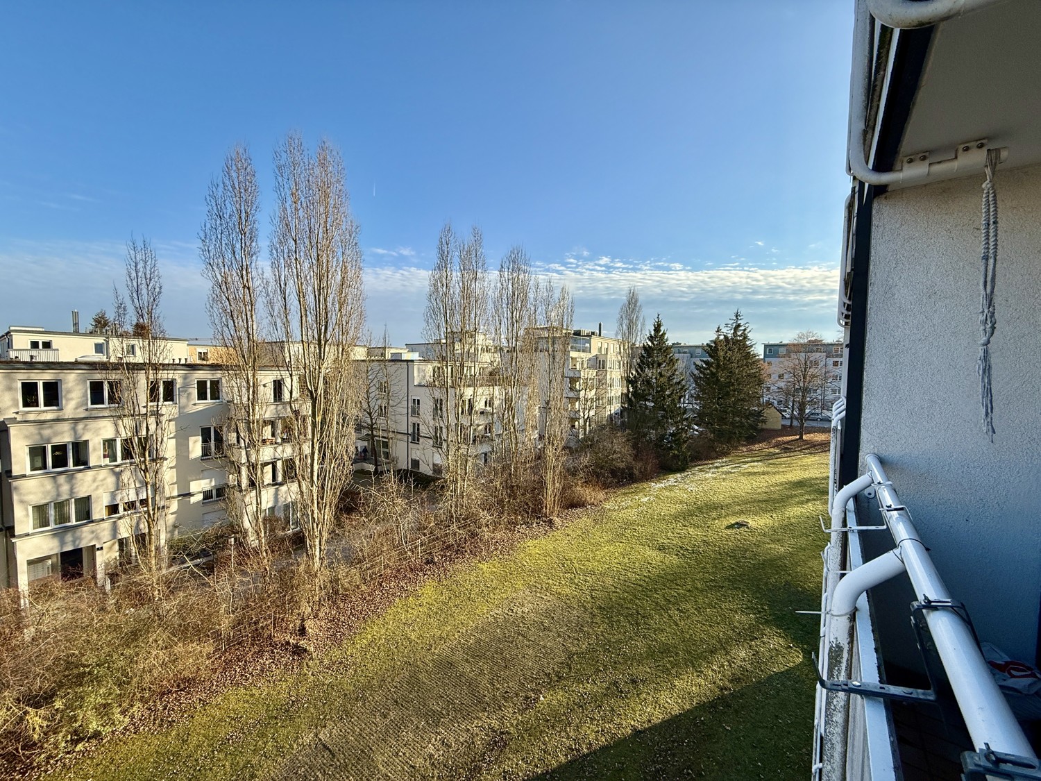 schöne Aussicht von dem Balkon