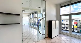 von_poll_real_estate_property_24119040b_image_4