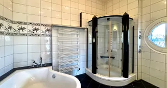 von_poll_real_estate_property_24119040b_image_18