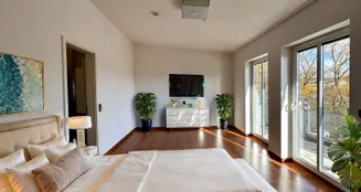 von_poll_real_estate_property_24119040b_image_7