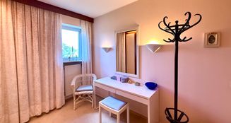 von_poll_real_estate_property_25119029_image_9