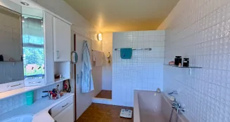 von_poll_real_estate_property_25119029_image_12