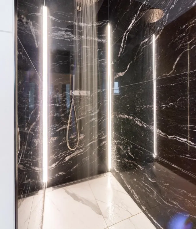 Dusche mit Rainshower