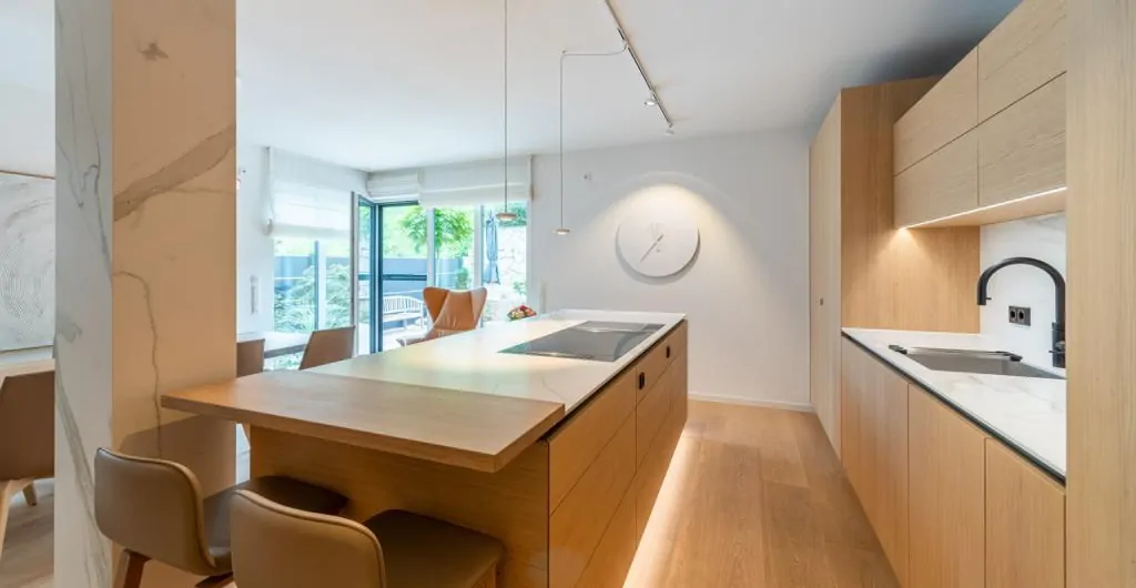 hochwertige Einbauküche