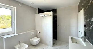 von_poll_real_estate_property_25119022_image_21