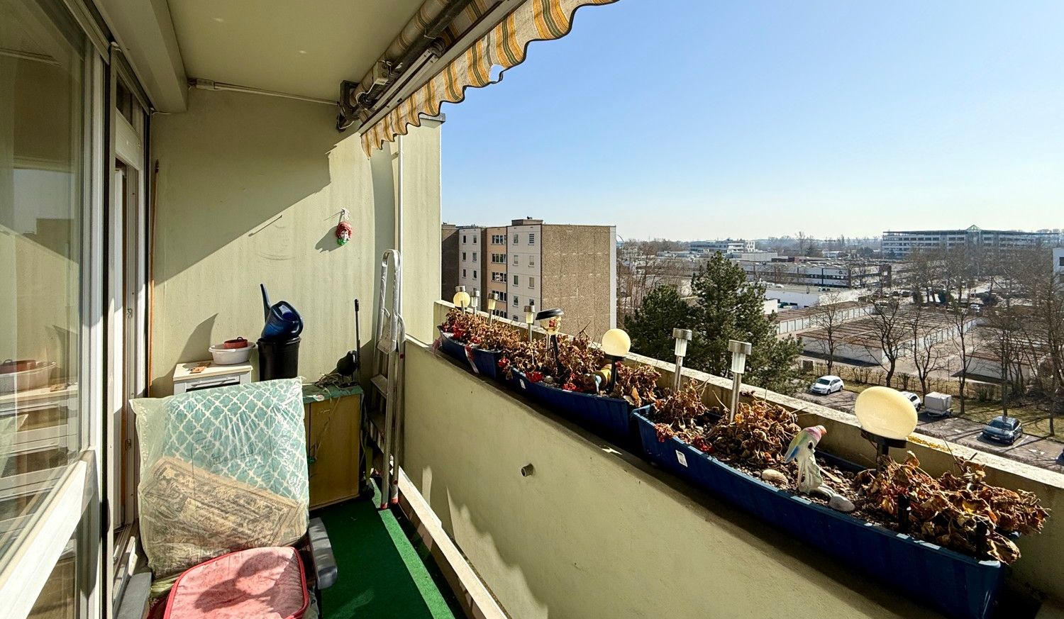 sonniger Balkon