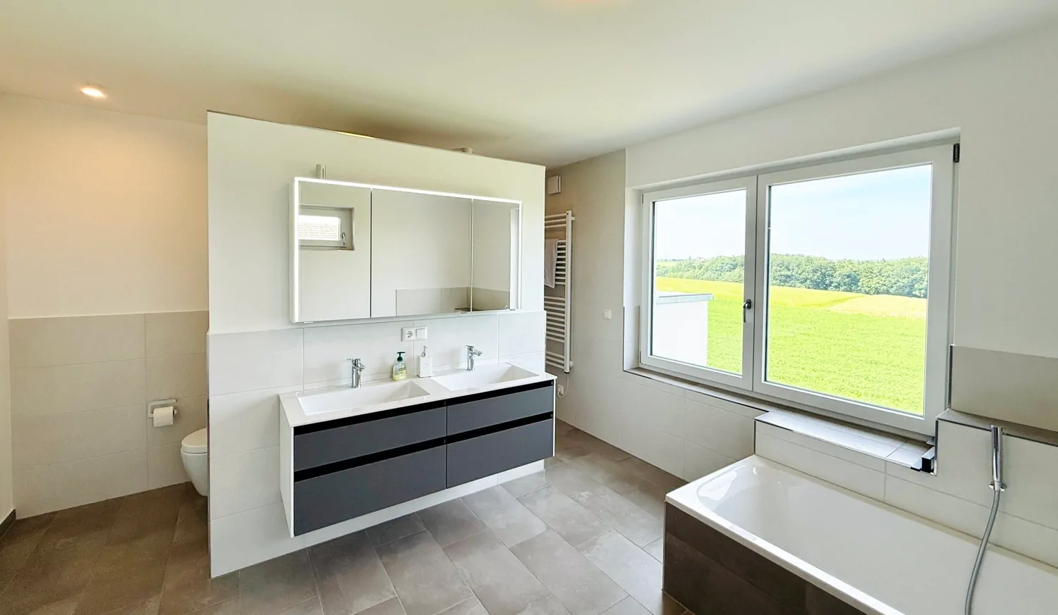 exklusives Badezimmer