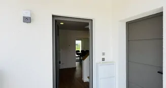 von_poll_real_estate_property_25119025_image_27