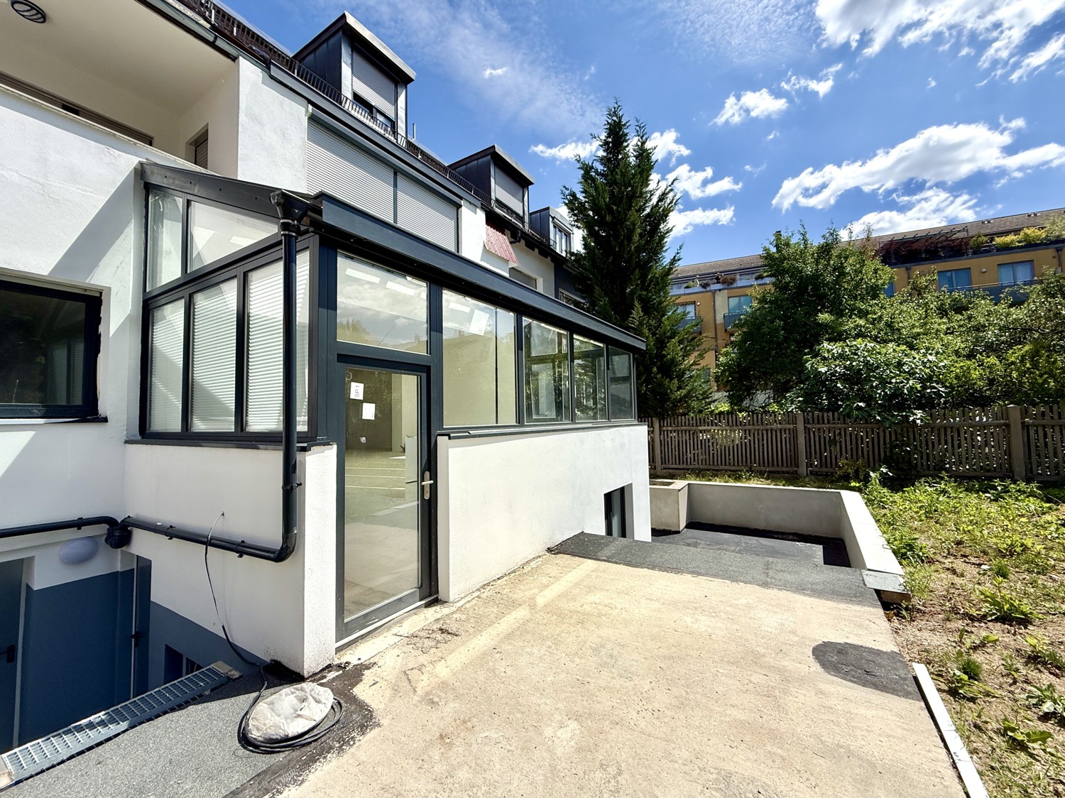sonnige Terrasse