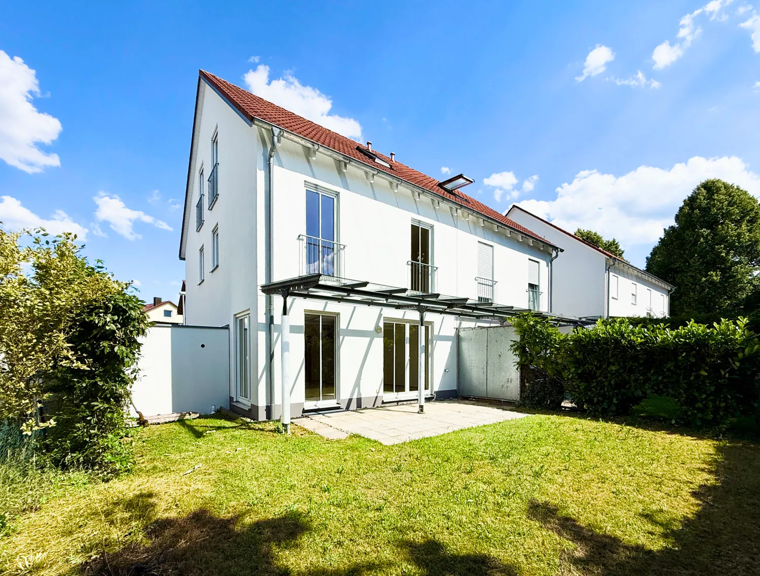 Sold - Your new home with heart – style, space and tranquility in Regensburg's south!
