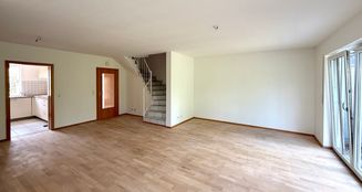 von_poll_real_estate_property_25119030_image_3