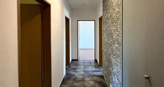 von_poll_real_estate_property_25119032_image_7