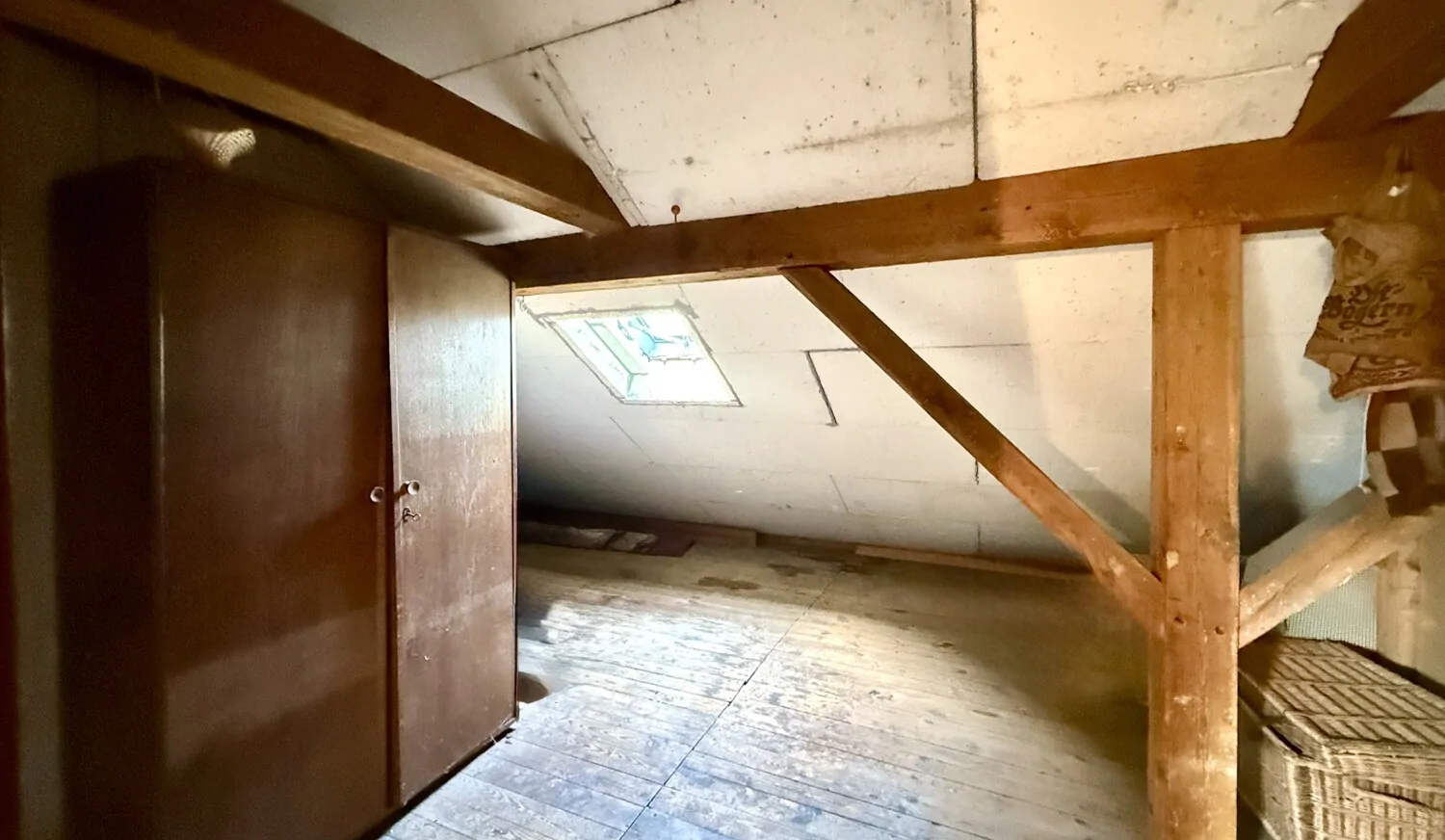 Dachgeschoss mit Ausbaupotential