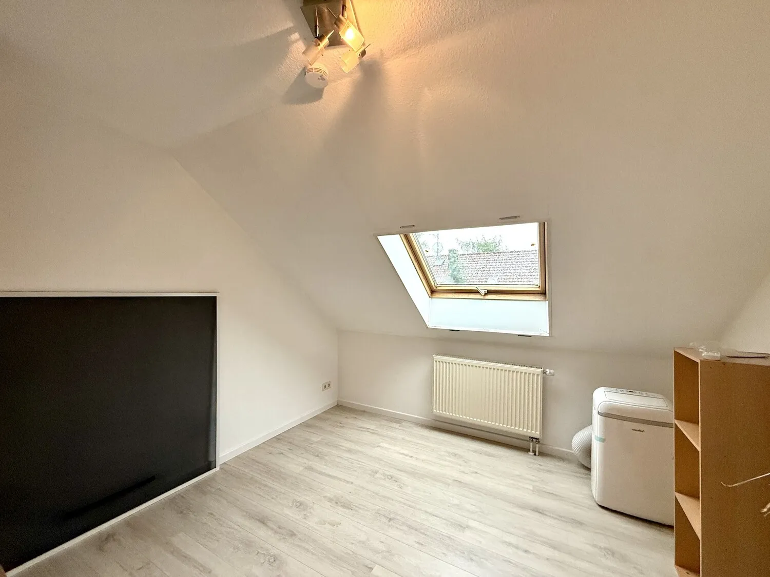 Wohnzimmer Wohnung 2. OG