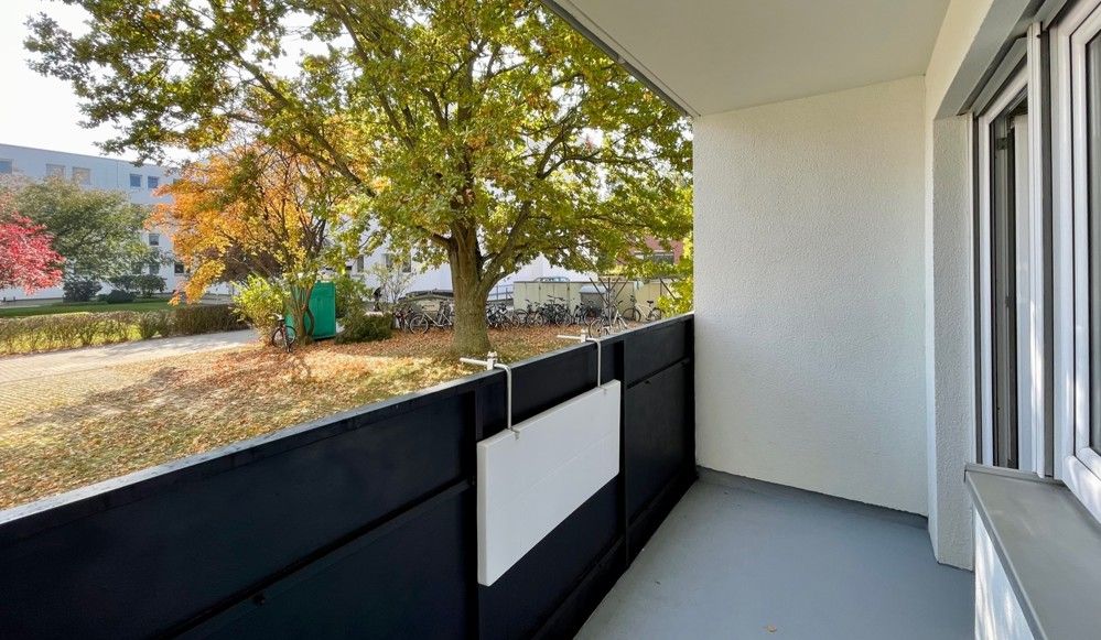 großer Balkon