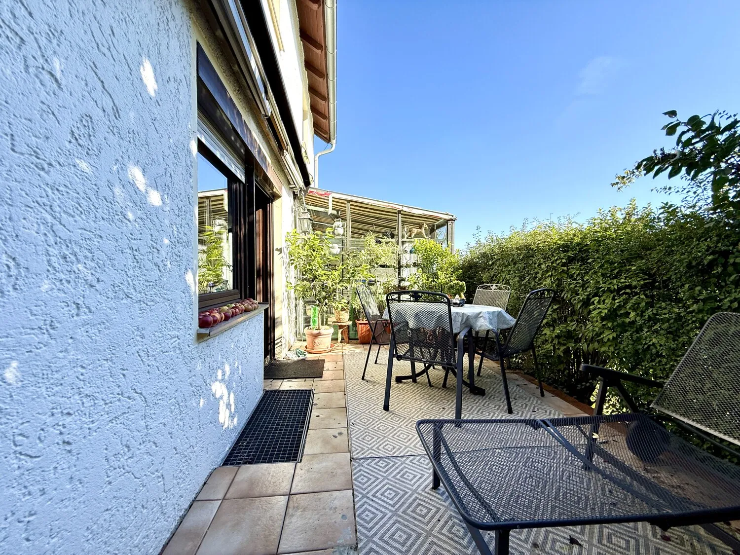 Zugang von Garten zur Terrasse