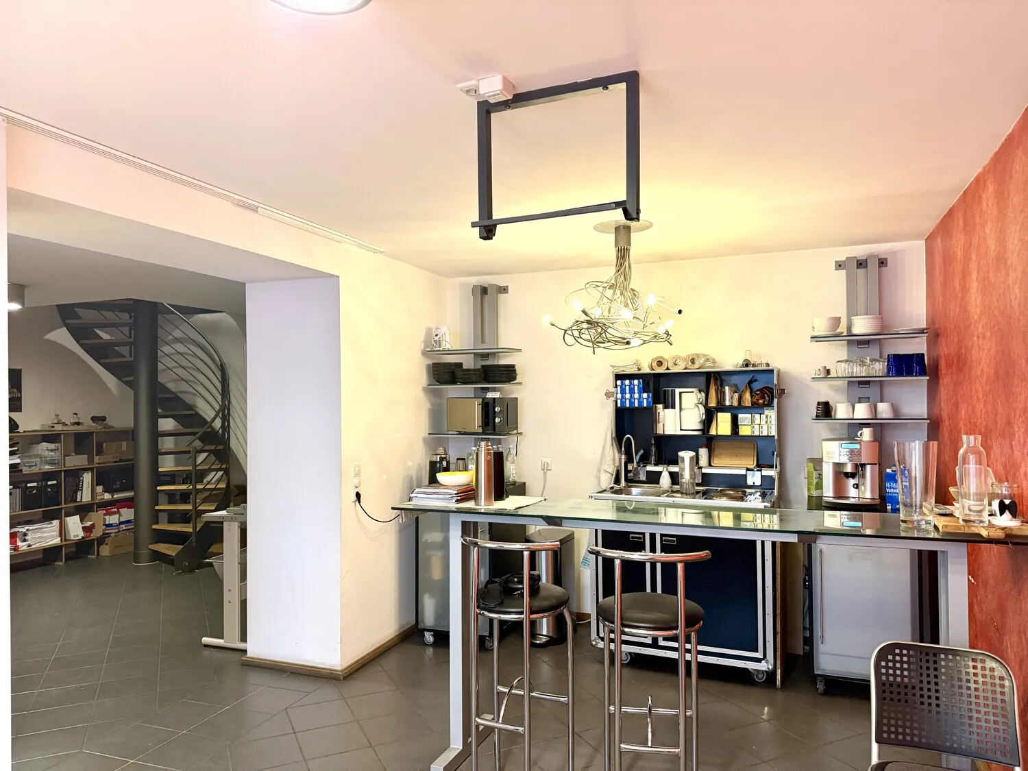 Teeküche mit Theke