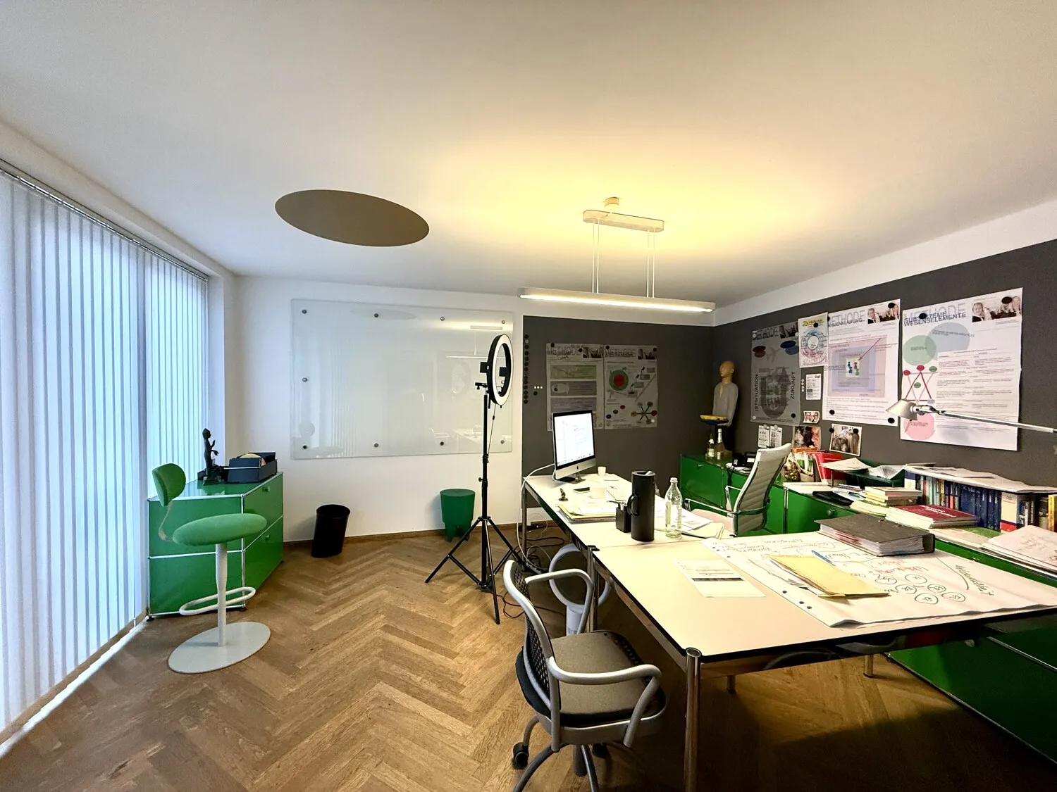 Bürofläche mit großer Fensterfläche
