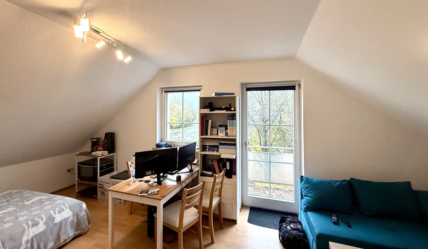 Wohn- Arbeits-Bereich